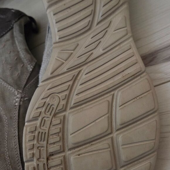 Mens Skechers Relaxed Fit Memory Foam Slip-On Shoes Loafers Khaki Size 11 - Picture 8 of 10